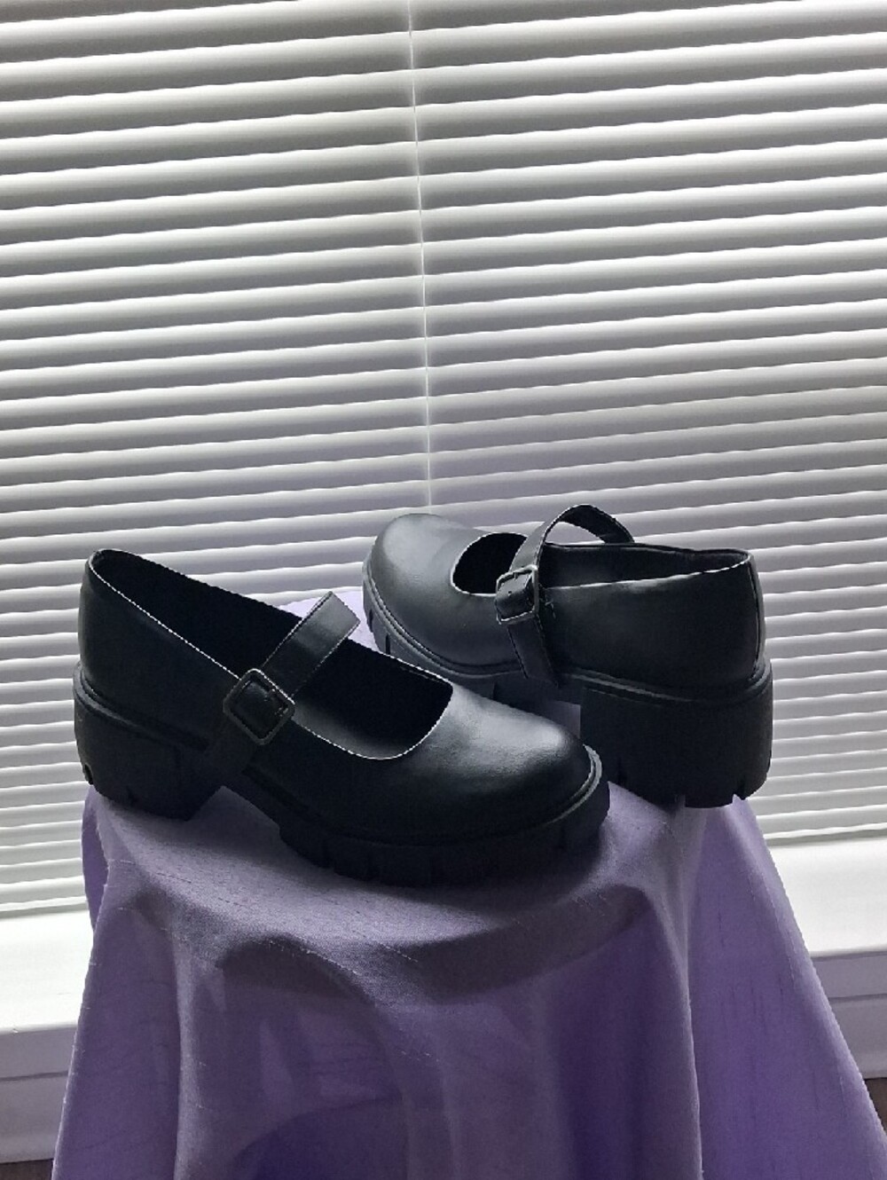 Classic Black Mary Jane Chunky Heel Shoes - Picture 3 of 3